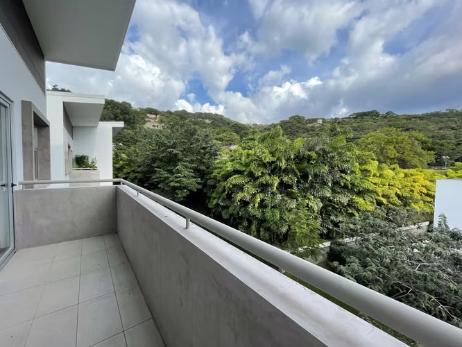 OPORTUNIDAD!!! MODERNO apartamento rodeado de naturaleza 70m2 BOSQUES DEL CARAO