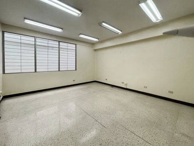 Se vende o alquila edificio con parqueo en el centro de San José (AD). - Imagen 10