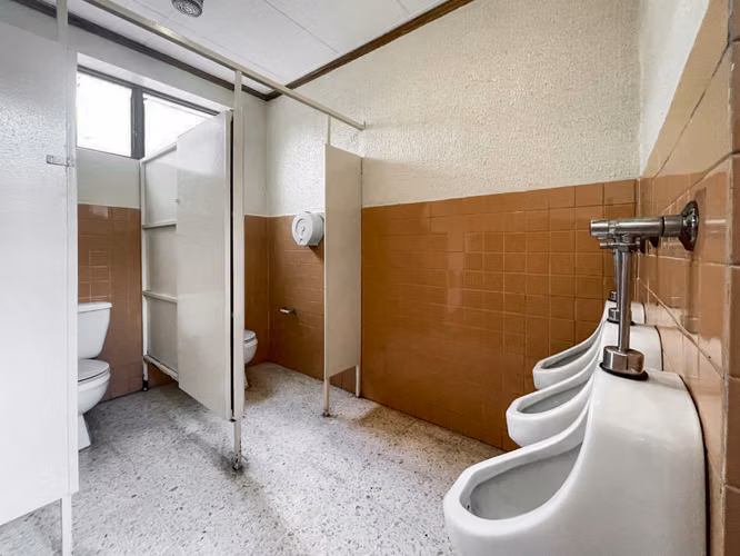 Se vende o alquila edificio con parqueo en el centro de San José (AD). - Imagen 15