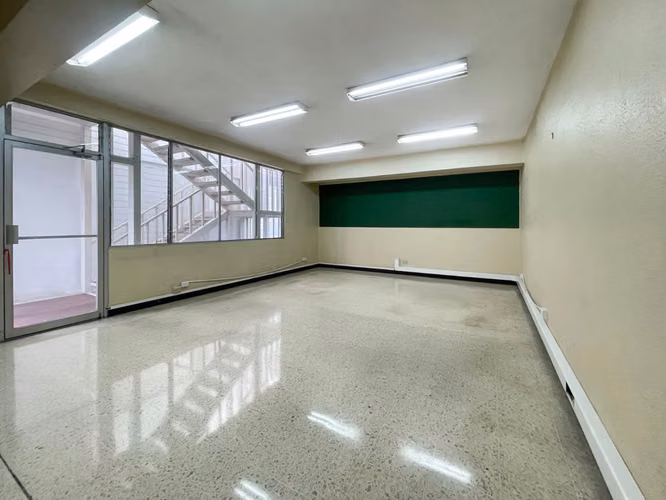 Se vende o alquila edificio con parqueo en el centro de San José (AD). - Imagen 8