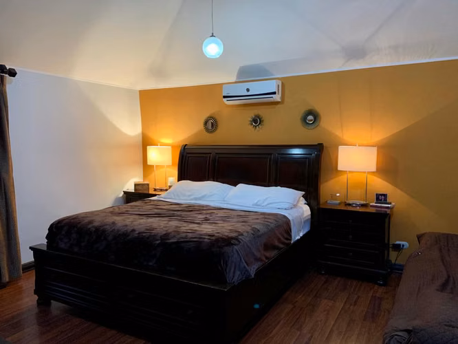 REBAJA $40.000 - VENTA DE CASA AYARCO INDEPENDIENTE C/ BUEN PATIO - CURRIDABAT