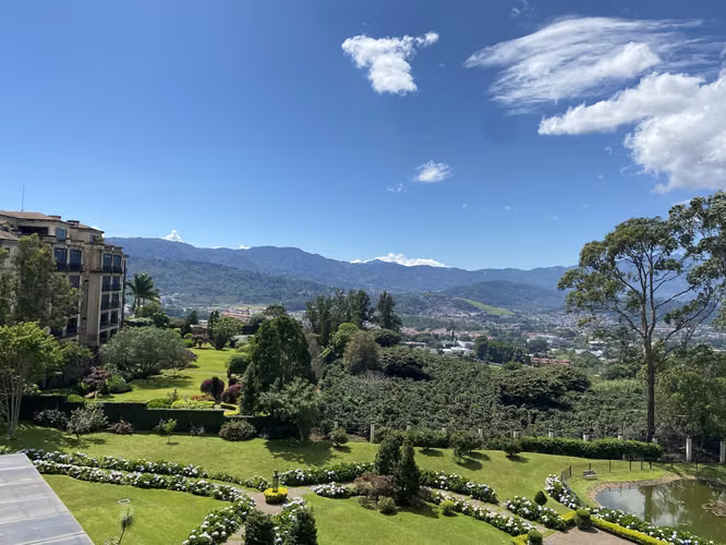 Vende Condominio El Olivar Colinas de Montealegre, Tres Ríos