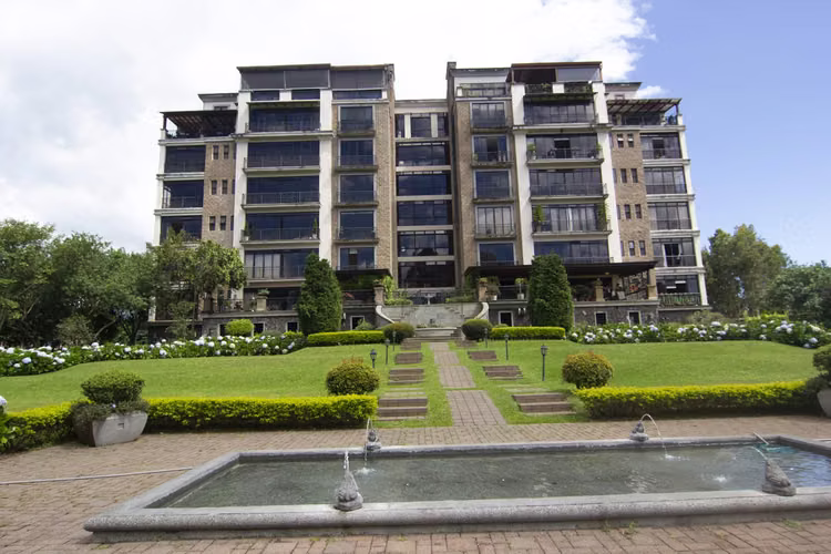Vende Condominio El Olivar Colinas de Montealegre, Tres Ríos