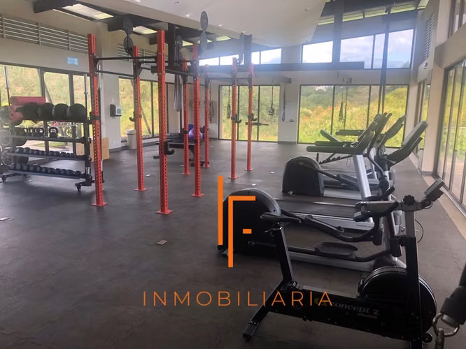 Amplia Casa con las Mejores Amenidades del Este