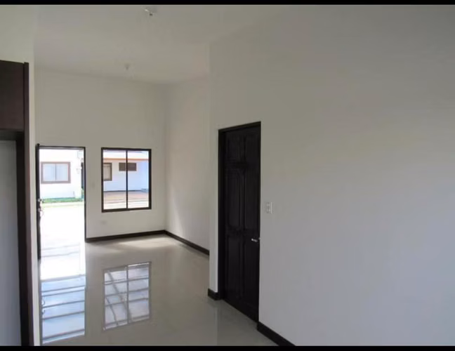 CASA CONDOMINIO LA RUEDA