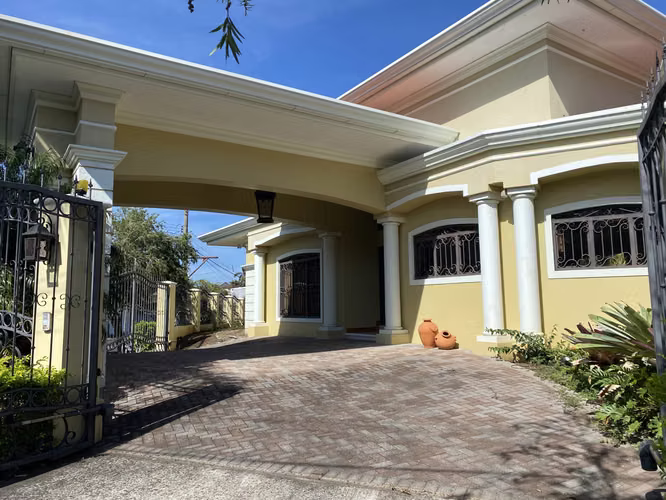 Casa en Ciudad Cariari, Belén Heredia - Imagen 3