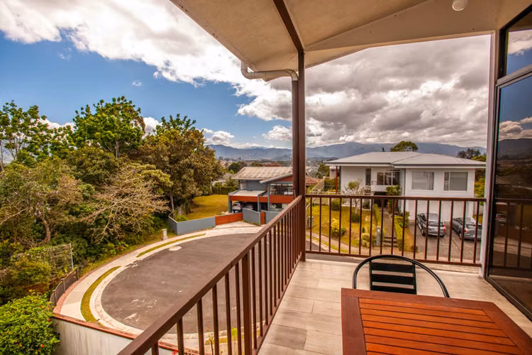 VENDO HEMOSA CASA EN CONDOMINIO EN SAN RAMON DE LA UNION - Imagen 3