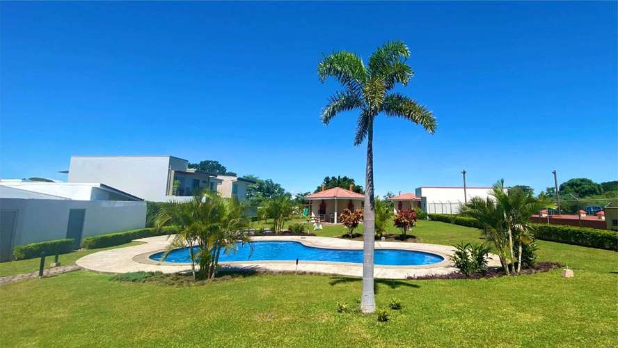 SE ALQUILA HERMOSA CASA EN EL COYOL DE ALAJUELA