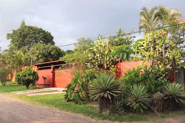 SE VENDE HERMOSA CASA EN LA GARITA  - ALAUELA