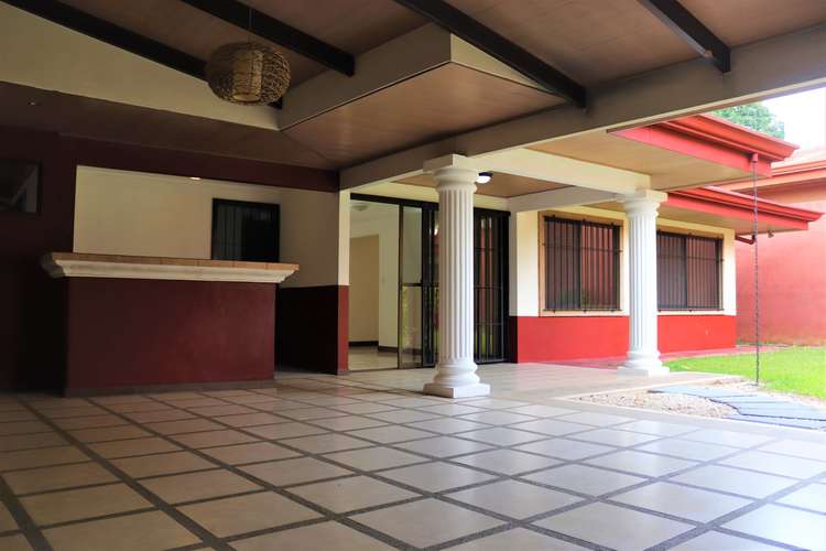 SE VENDE HERMOSA CASA EN LA GARITA  - ALAUELA