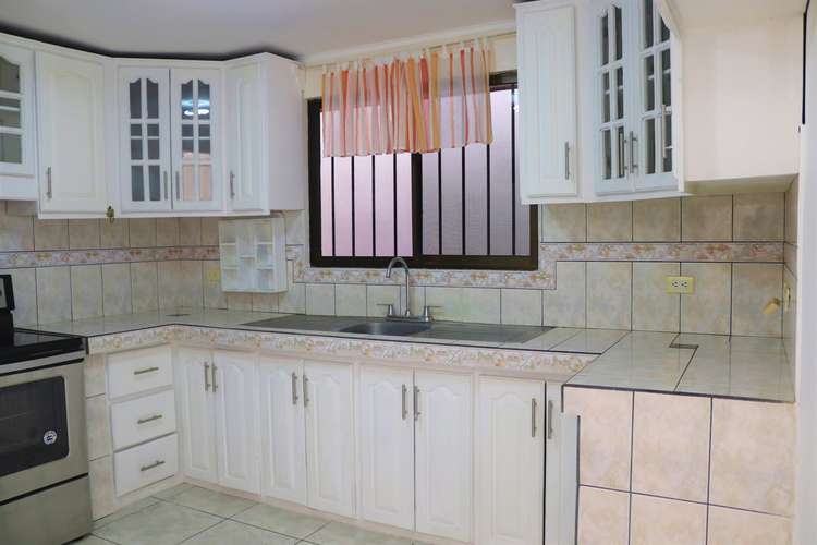 SE VENDE HERMOSA CASA EN LA GARITA  - ALAUELA