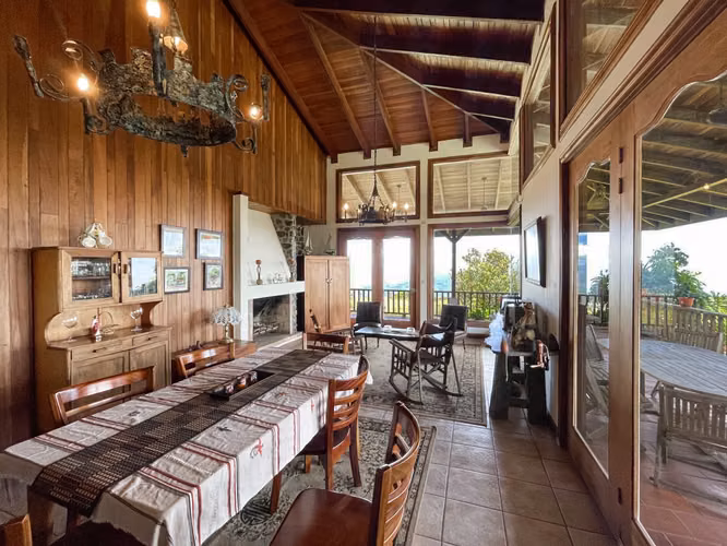 Se vende propiedad con vista en La Angelina, Cartago (AD). - Imagen 3