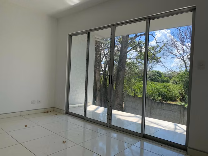 CASA EN ALAJUELA. GUACIMA CENTRO, CONDOMINIO NUEVO CON PISCINA!!! - Imagen 7