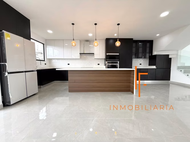 Casas Separadas de 5 Habitaciones en Condominio Tres Ríos - Imagen 8