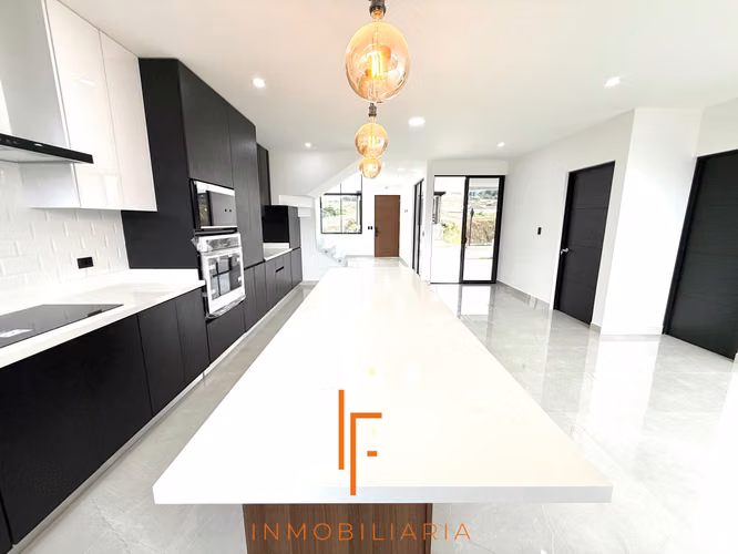 Casas Separadas de 5 Habitaciones en Condominio Tres Ríos - Imagen 10