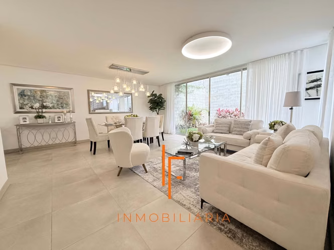 Venta de Casa con Lote de 200 m2 y Amenidades en Condominio, Curridabat - Imagen 2