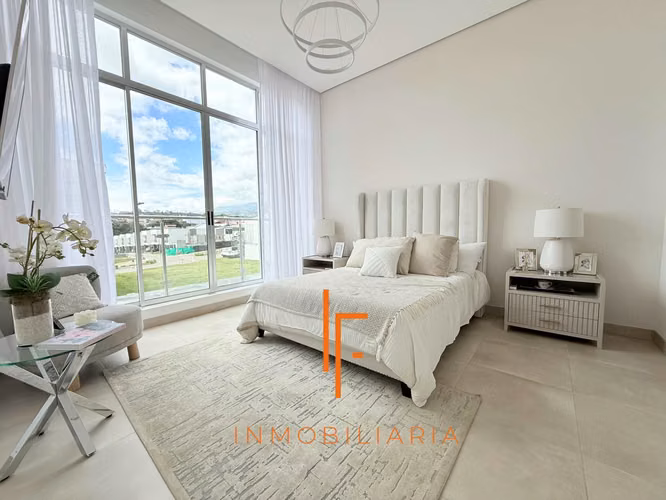 Venta de Casa con Lote de 200 m2 y Amenidades en Condominio, Curridabat - Imagen 7