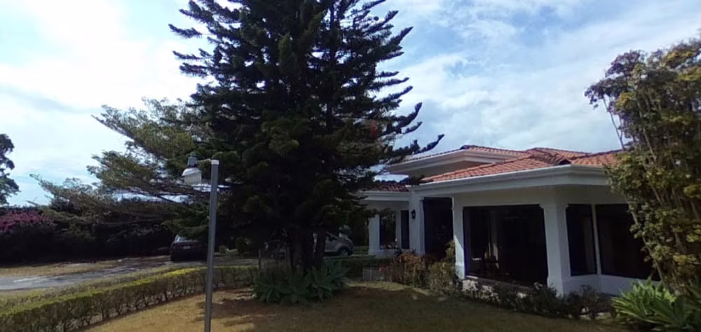 Complejo con varias casas en San Pablo. CC18