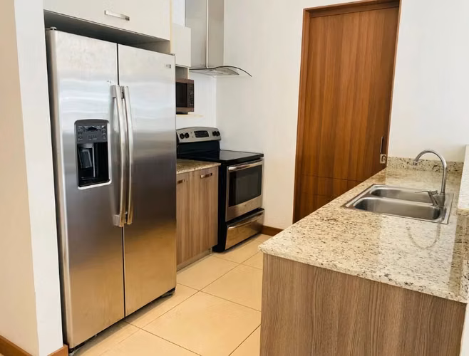 Modern 1-bedroom apartment in Guachipelin, Escazú, with a terrace and amenities
