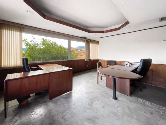 Se vende Casa para oficinas en Barrio González Lahmann, San José (AD). - Imagen 10