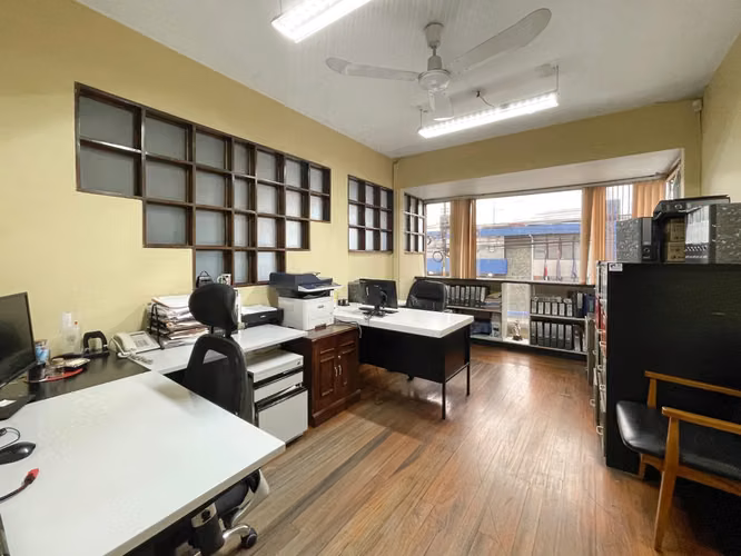 Se vende Casa para oficinas en Barrio González Lahmann, San José (AD). - Imagen 5