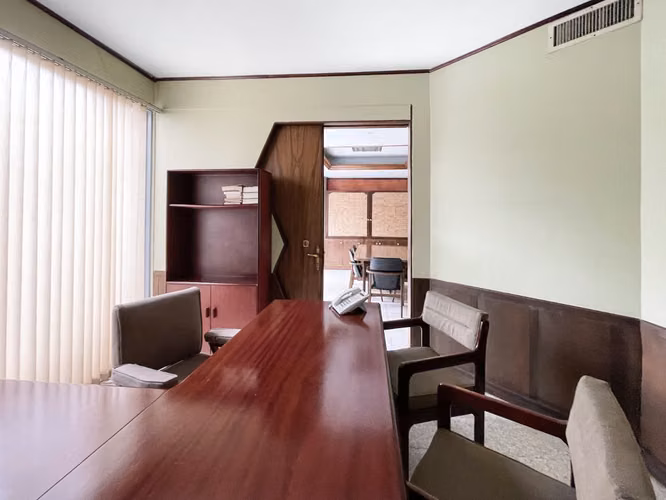 Se vende Casa para oficinas en Barrio González Lahmann, San José (AD). - Imagen 11