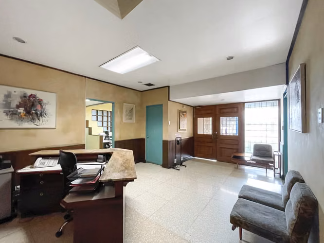 Se vende Casa para oficinas en Barrio González Lahmann, San José (AD). - Imagen 4