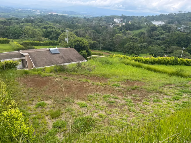 Venta/ Lote Semi Plano Hacienda Natura/ Zona Franca Evolution - Imagen 4