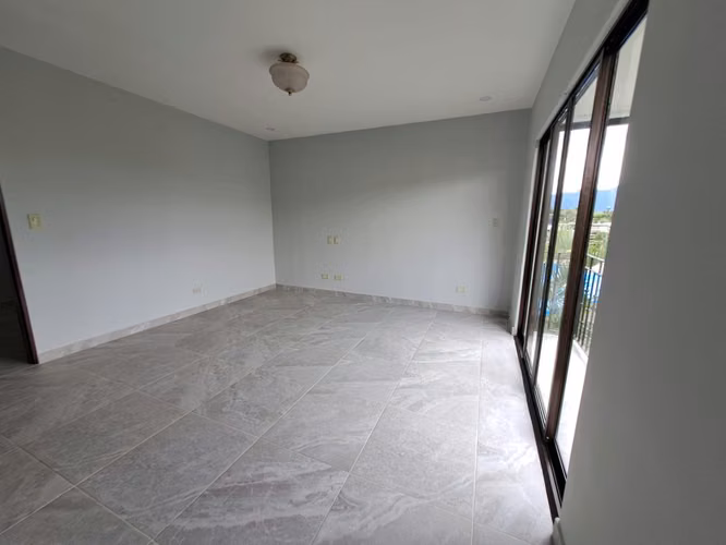 Venta casa en Condominio Lomas de Granadilla, Curridabat