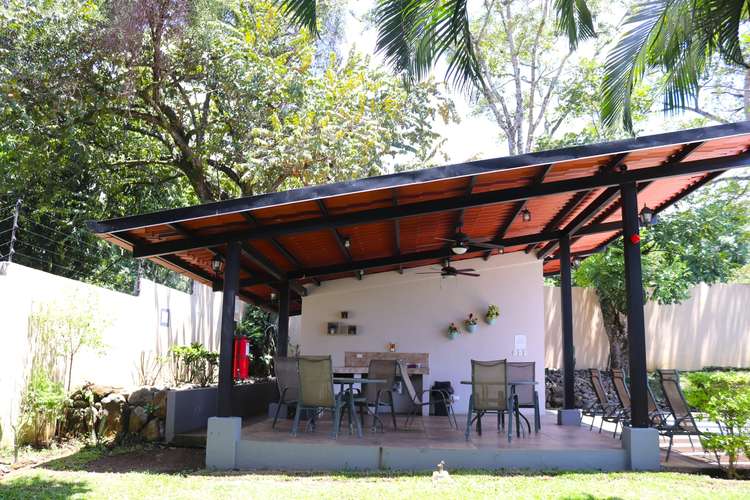 SE VENDE LOTE, CONDOMINIO SOL DEL OSTE, TURRUCARES - ALAJUELA