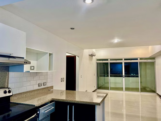 GUACHIPELIN, ESCAZÚ: VENTA DE APARTAMENTO EN CONDOMINIO PARA INVERSIÓN - Imagen 6