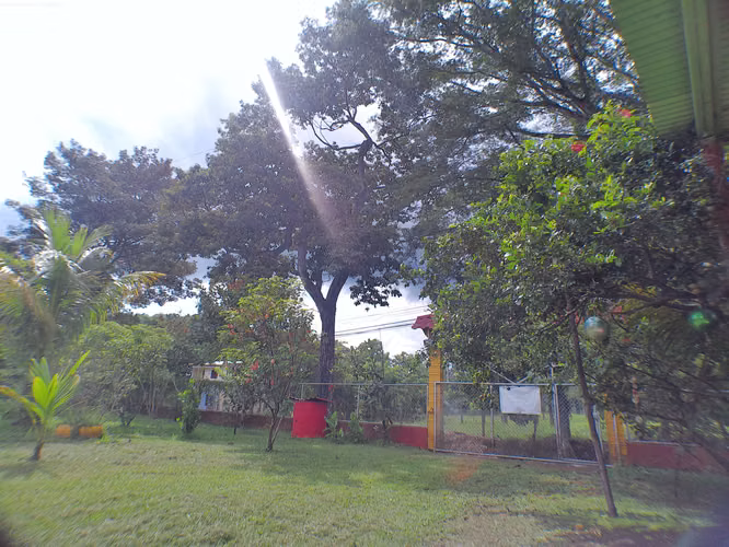 Casa en venta en Turrubares , con piscina, llave en mano de campo - Imagen 11
