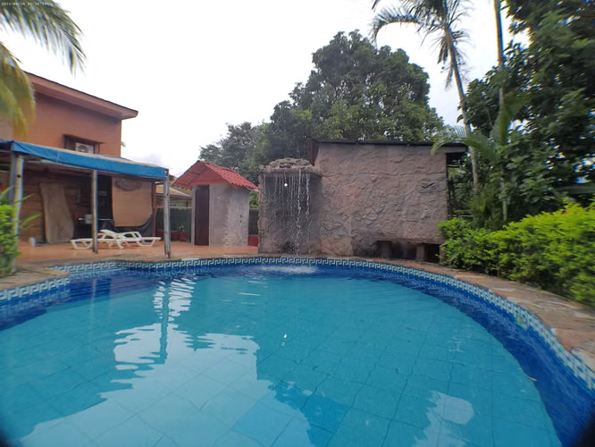 Casa en venta en Turrubares , con piscina, llave en mano de campo - Imagen 2