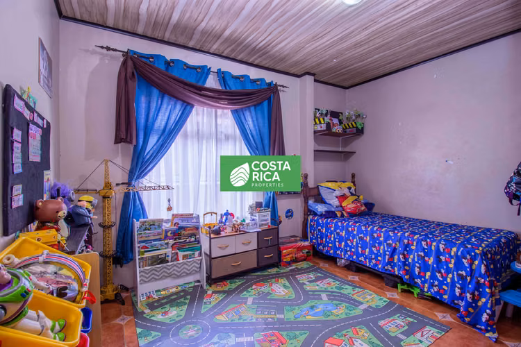 Casa en venta en Grecia, Santa Gertrudis Sur