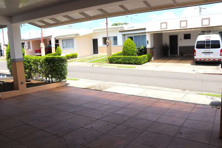 SE VENDE CASA, CONDOMINIO MALAGA, SAN ANTONIO DEL TEJAR - ALAJUELA