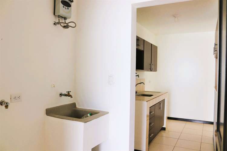 SE VENDE CASA, CONDOMINIO MALAGA, SAN ANTONIO DEL TEJAR - ALAJUELA