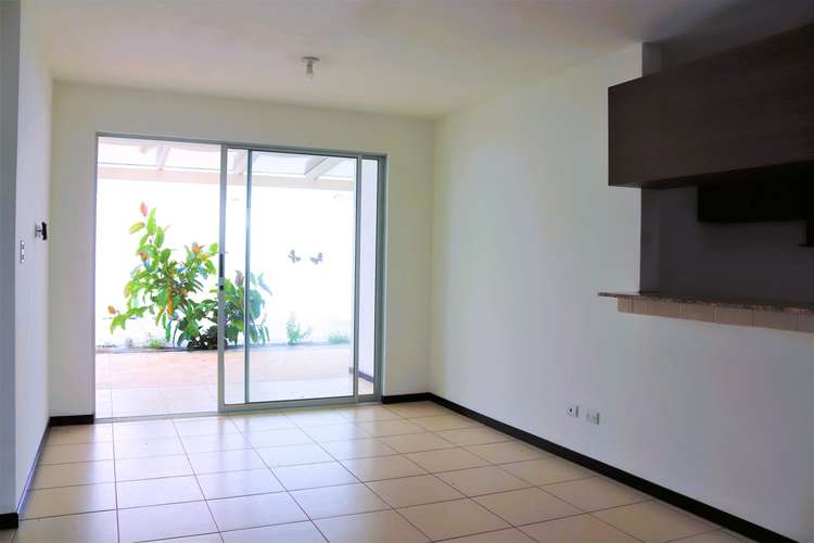 SE VENDE CASA, CONDOMINIO MALAGA, SAN ANTONIO DEL TEJAR - ALAJUELA