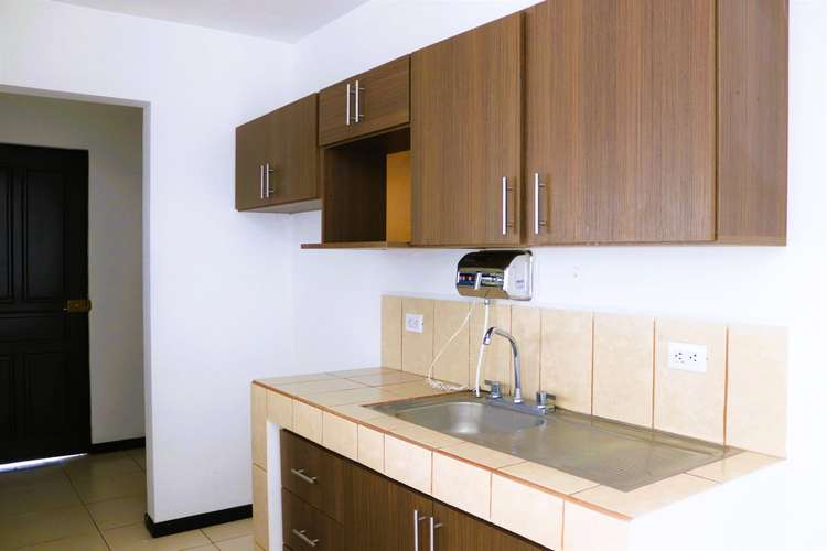 SE VENDE CASA, CONDOMINIO MALAGA, SAN ANTONIO DEL TEJAR - ALAJUELA