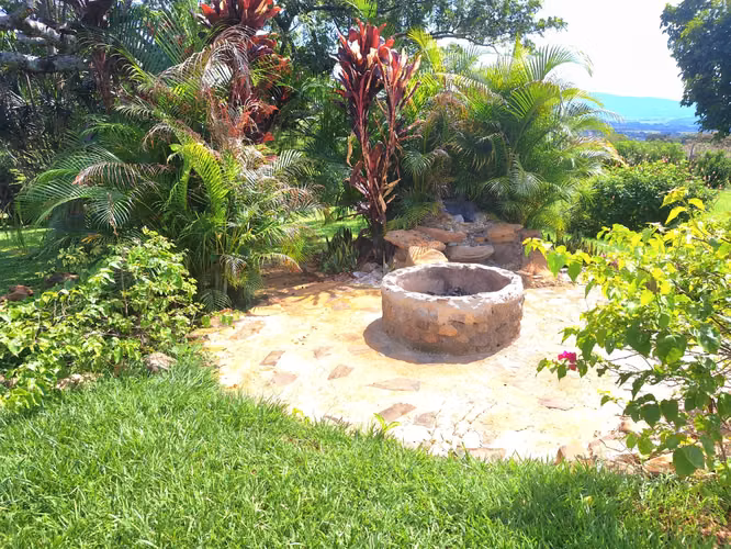 Casa de campo estilo colonial en Atenas, con hermosas vistas, amplios jardines - Imagen 14