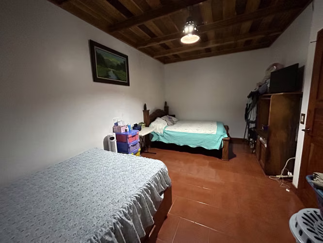 1126 San Juan de Naranjo casa con maravillosa vista! - Imagen 10
