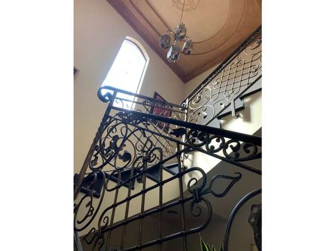 Casa exclusiva en venta en Guayabos de Curridabat - Imagen 3