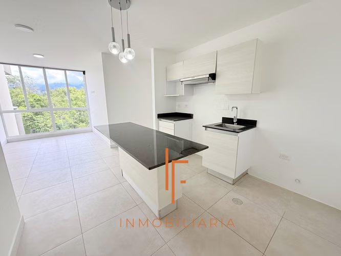 Apartamento de 3 habitaciones en Curridabat - Imagen 3