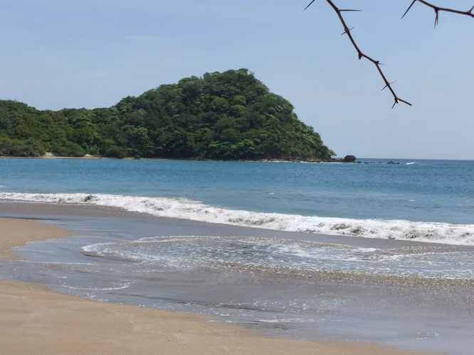 ATT INVERSIONISTAS Venta terreno playa Bahia Salinas Guanacaste - Imagen 3
