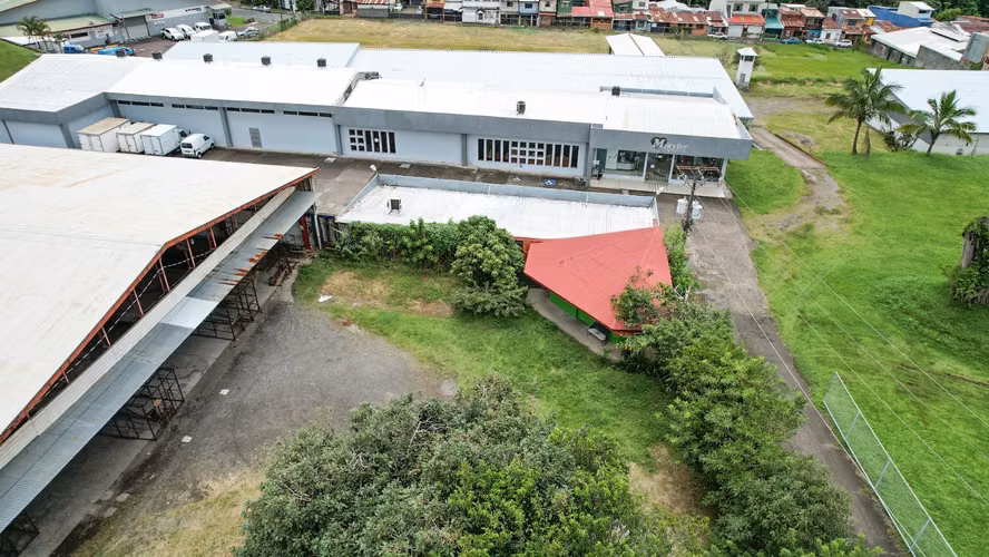 Se vende Terreno sobre calle principal, Calle Blancos, San José (AD). - Imagen 5