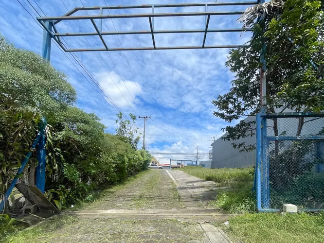Se vende Terreno sobre calle principal, Calle Blancos, San José (AD). - Imagen 2