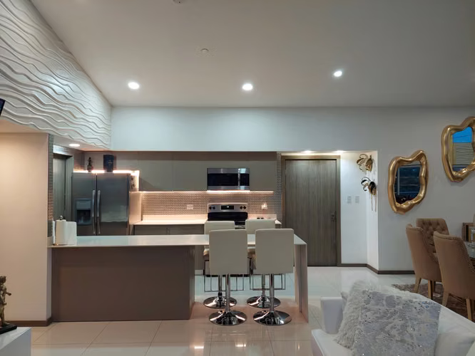 PENTHOUSE AMOBLADO ESPECTACULAR  O SOLO LINEA BLANCA EN TORRE  ROHRMOSER 135M2 - Imagen 16