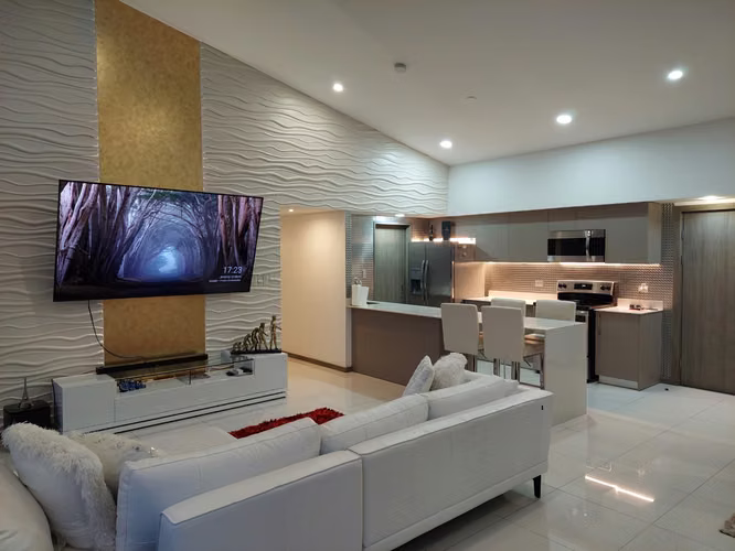 PENTHOUSE AMOBLADO ESPECTACULAR  O SOLO LINEA BLANCA EN TORRE  ROHRMOSER 135M2