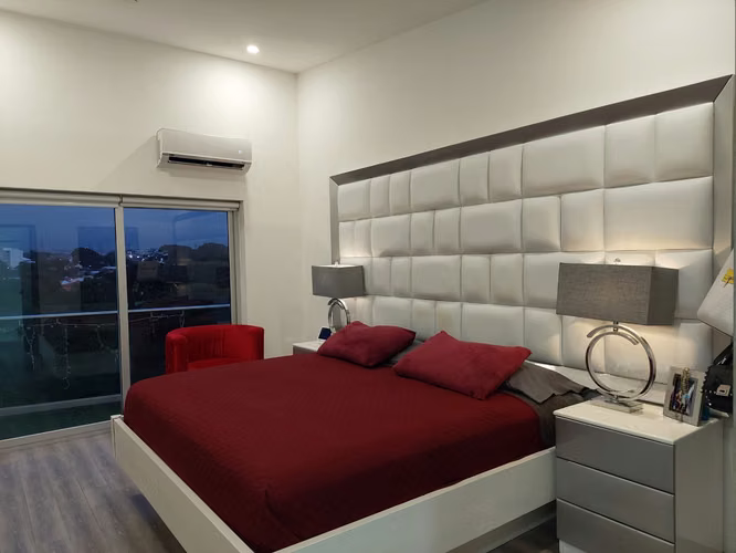 PENTHOUSE AMOBLADO ESPECTACULAR  O SOLO LINEA BLANCA EN TORRE  ROHRMOSER 135M2 - Imagen 14