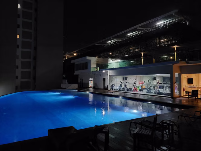 PENTHOUSE AMOBLADO ESPECTACULAR  O SOLO LINEA BLANCA EN TORRE  ROHRMOSER 135M2 - Imagen 20