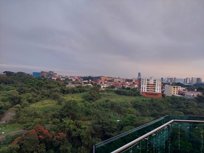 PENTHOUSE AMOBLADO ESPECTACULAR  O SOLO LINEA BLANCA EN TORRE  ROHRMOSER 135M2 - Imagen 17